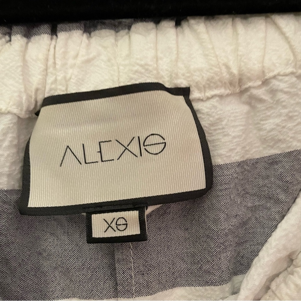 Alexis Olevetti Off The Shoulder Ruffled Striped Mini Dress Grey White XS - Picture 4 of 9